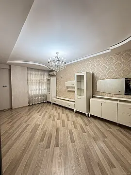 Satılır 2 otaqlı mənzil 80 m² — Bakı, İnşaatçılar 2 otaq 80.00 m²