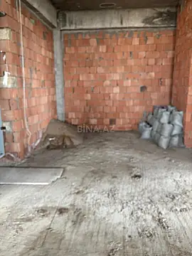 Satılır 3 otaqlı mənzil 141 m²