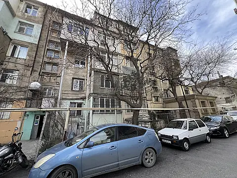 Satılır 1 otaqlı mənzil 35 m² — Bakı, İnşaatçılar 1 otaq 35.00 m²