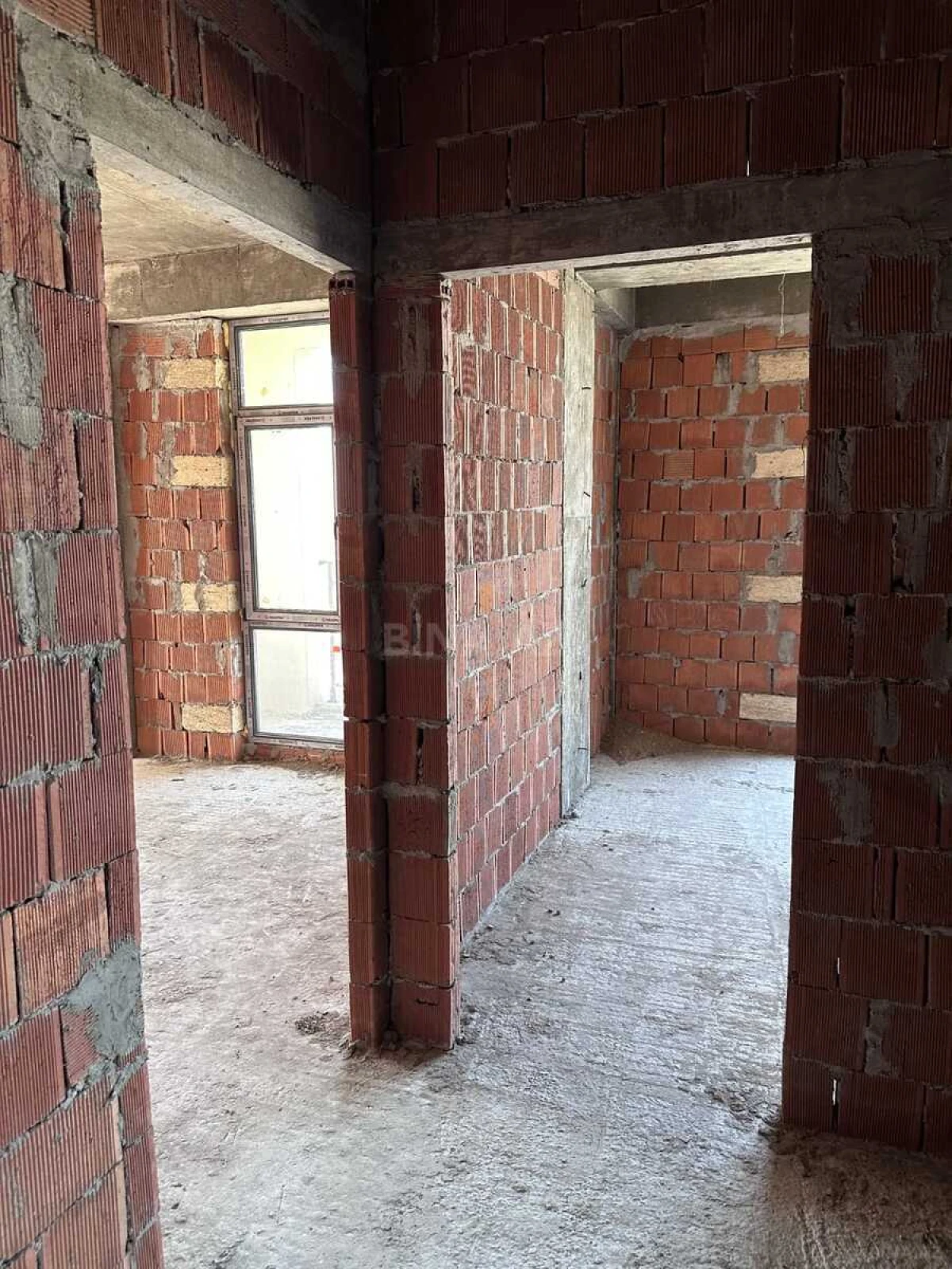 Satılır 1 otaqlı mənzil 50 m²