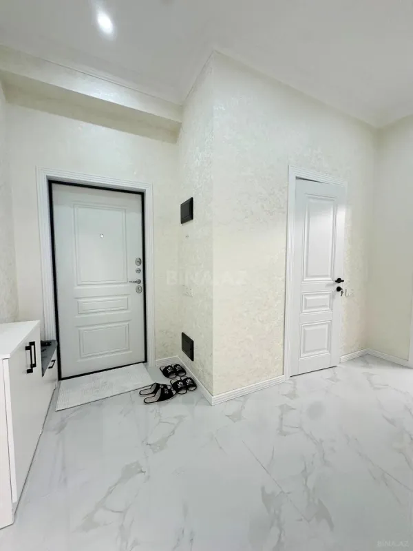 Satılır 2 otaqlı mənzil 57 m²