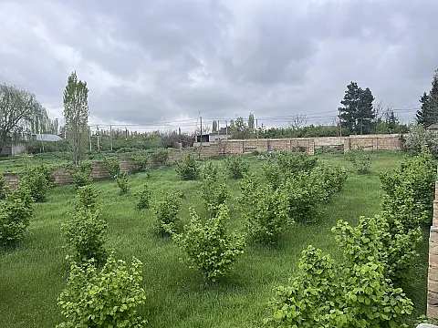 Satılır torpaq sahəsi 4 m²