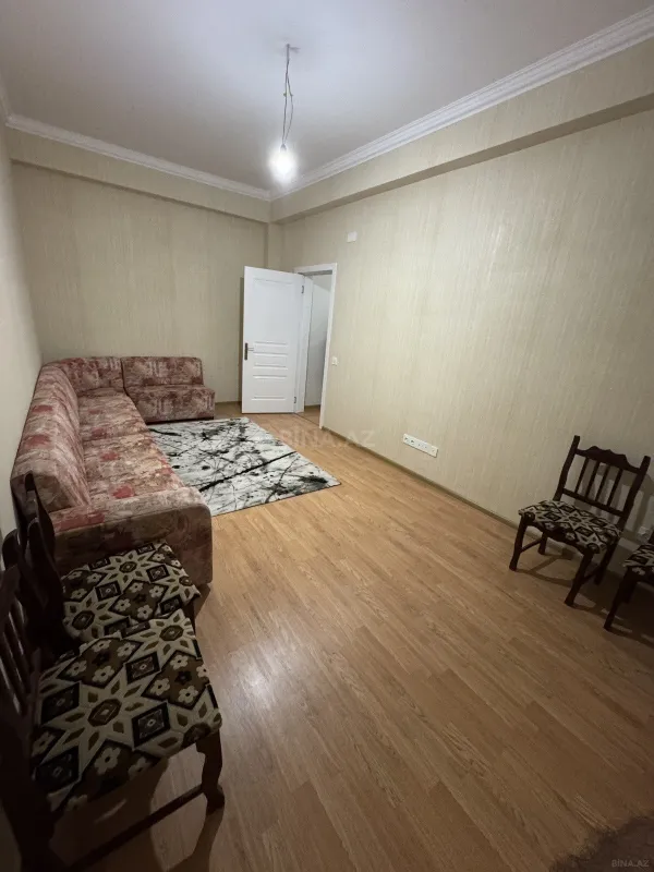 Kirayə verilir 2 otaqlı mənzil 60 m²