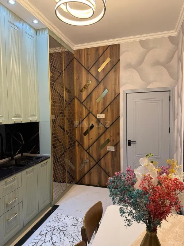 Satılır 3 otaqlı mənzil 106 m²