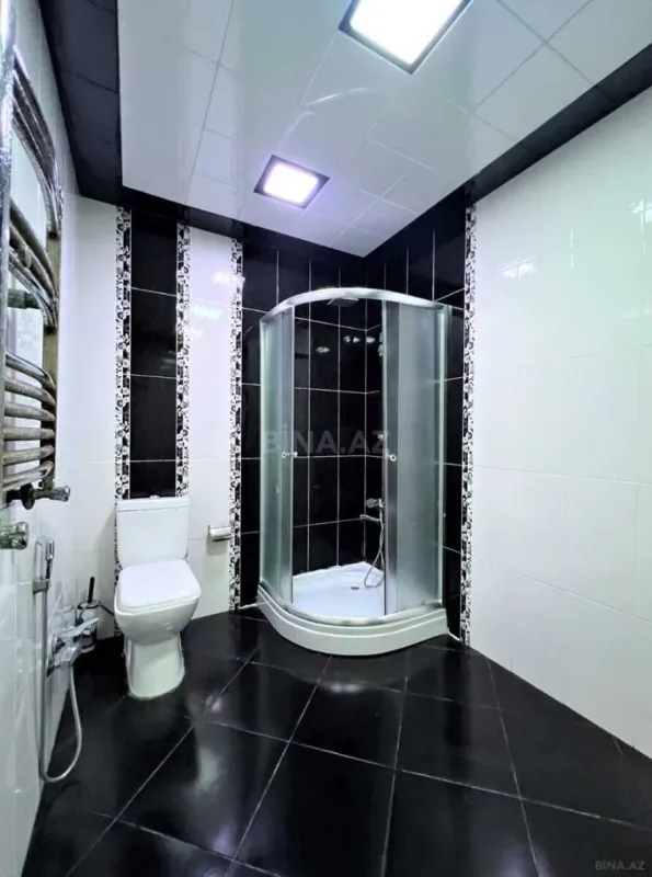 Satılır 3 otaqlı mənzil 160 m²
