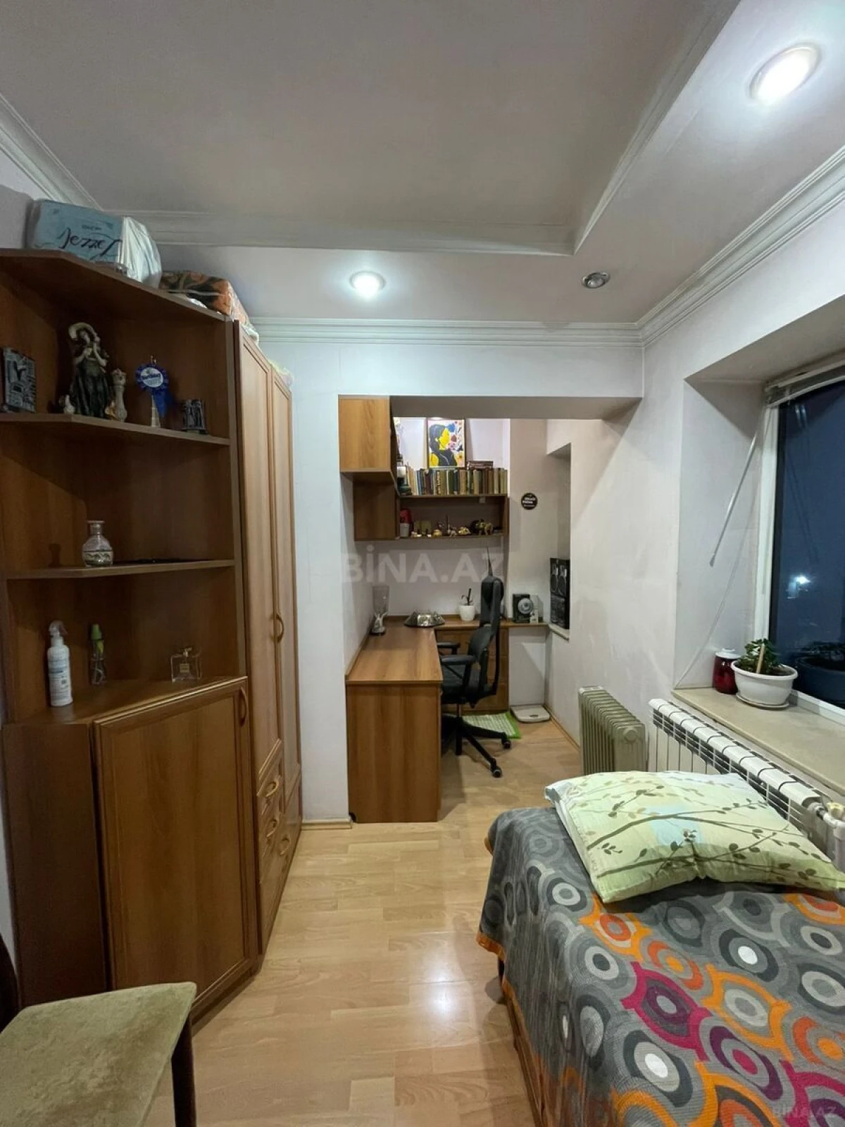 Satılır 3 otaqlı mənzil 105 m²