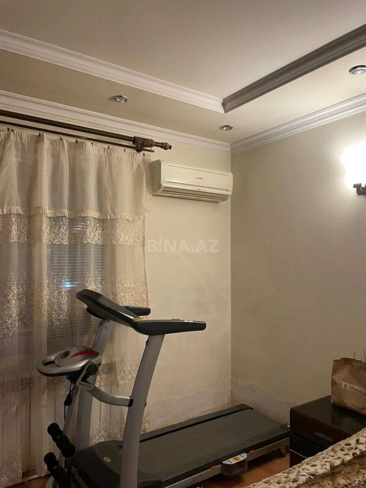 Satılır 3 otaqlı mənzil 105 m²