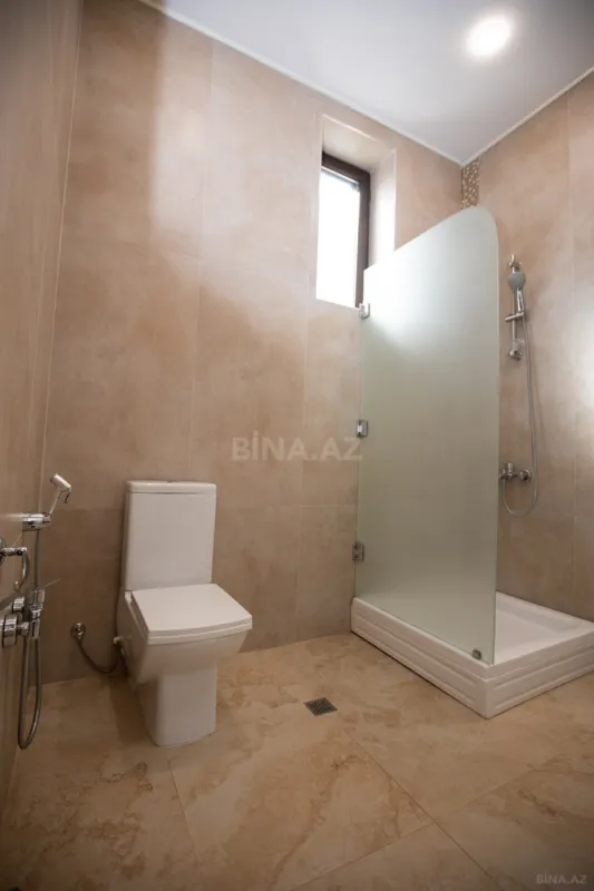 Satılır 4 otaqlı həyət evi 161 m²