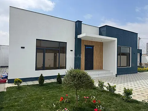 Satılır 4 otaqlı həyət evi 137 m²