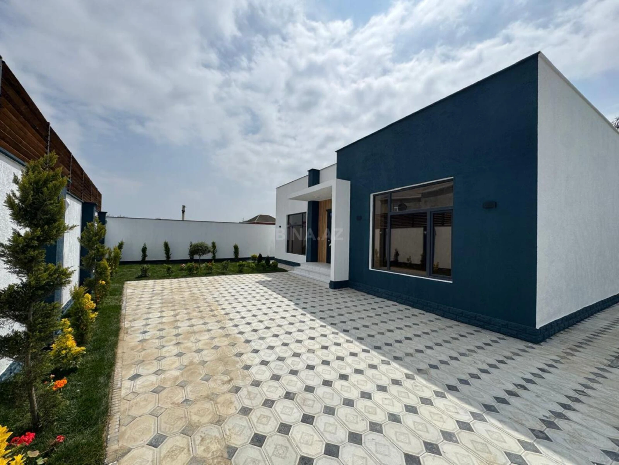 Satılır 4 otaqlı həyət evi 137 m²