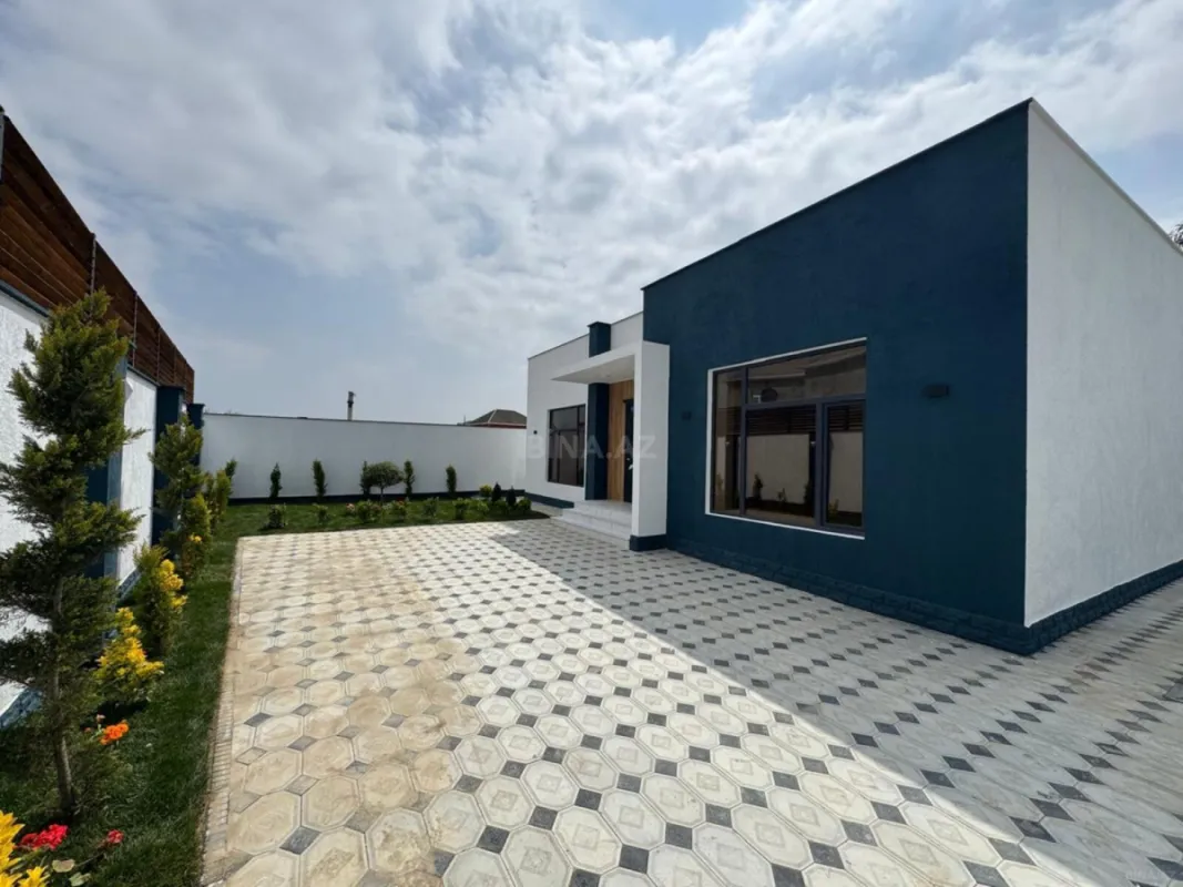 Satılır 4 otaqlı həyət evi 137 m²