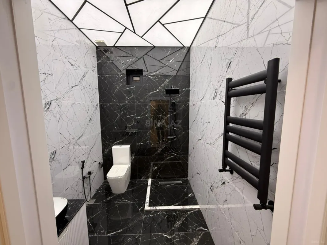 Satılır 4 otaqlı həyət evi 137 m²