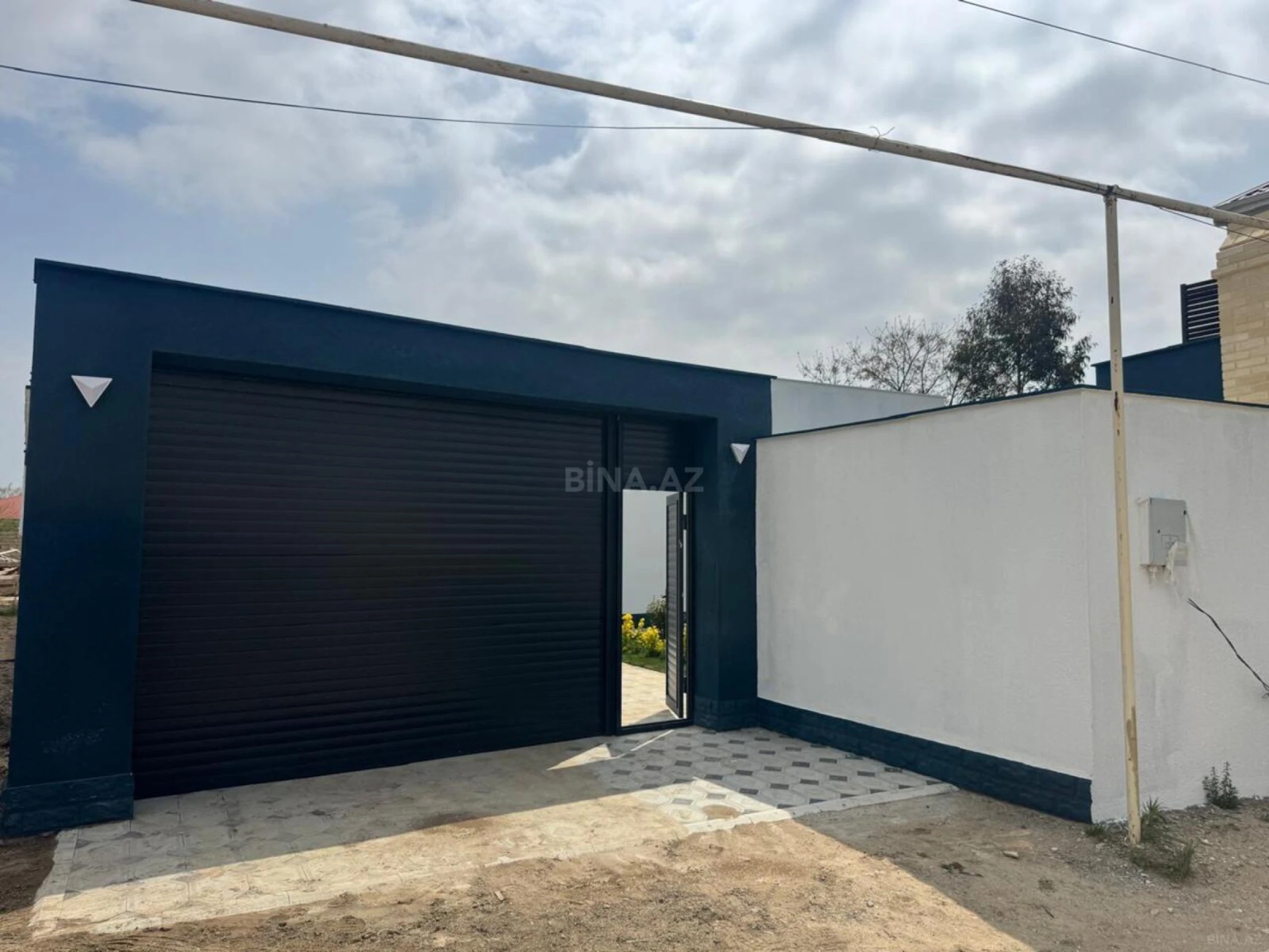 Satılır 4 otaqlı həyət evi 137 m²