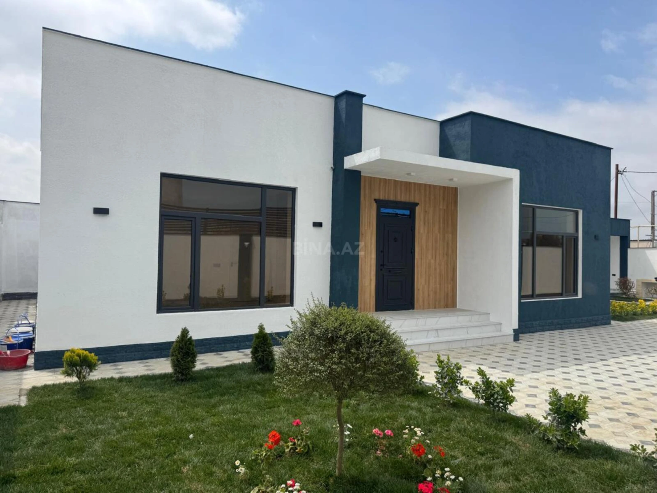 Satılır 4 otaqlı həyət evi 137 m²