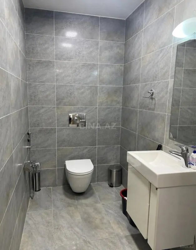 Satılır 2 otaqlı mənzil 87 m²