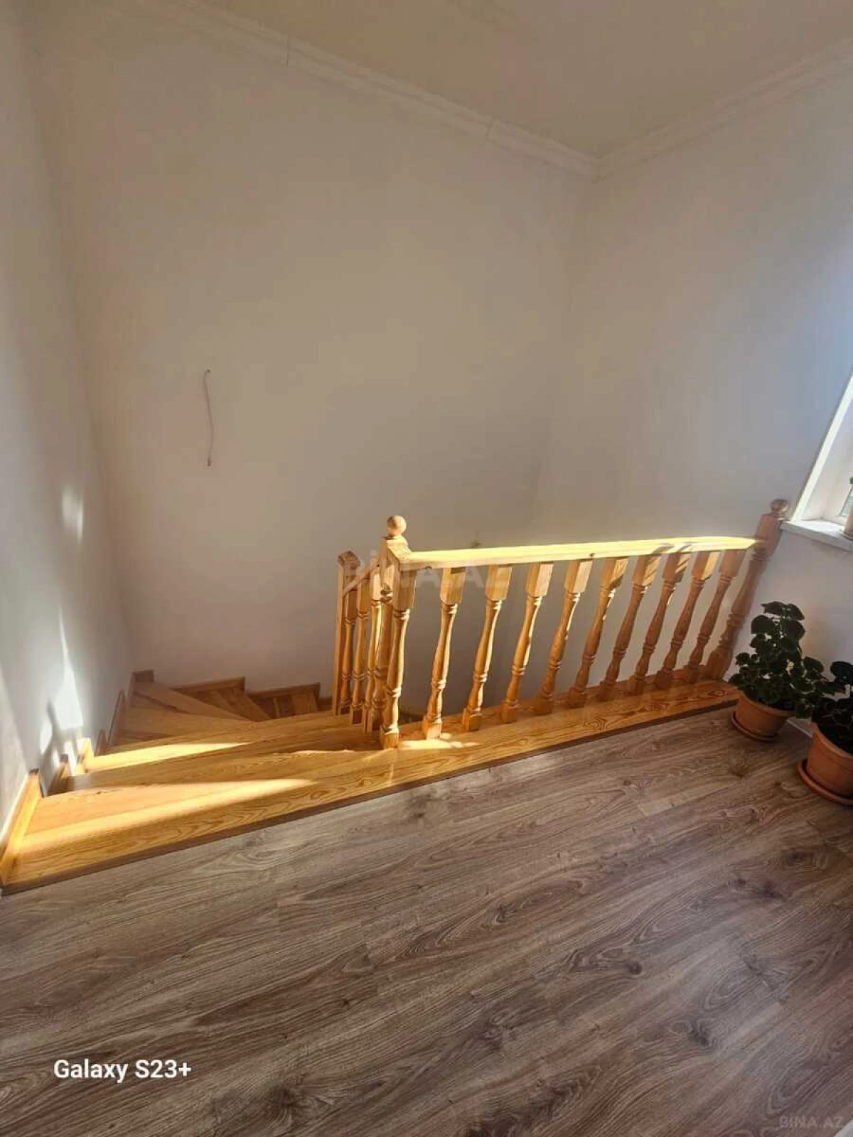 Satılır 7 otaqlı həyət evi 450 m²