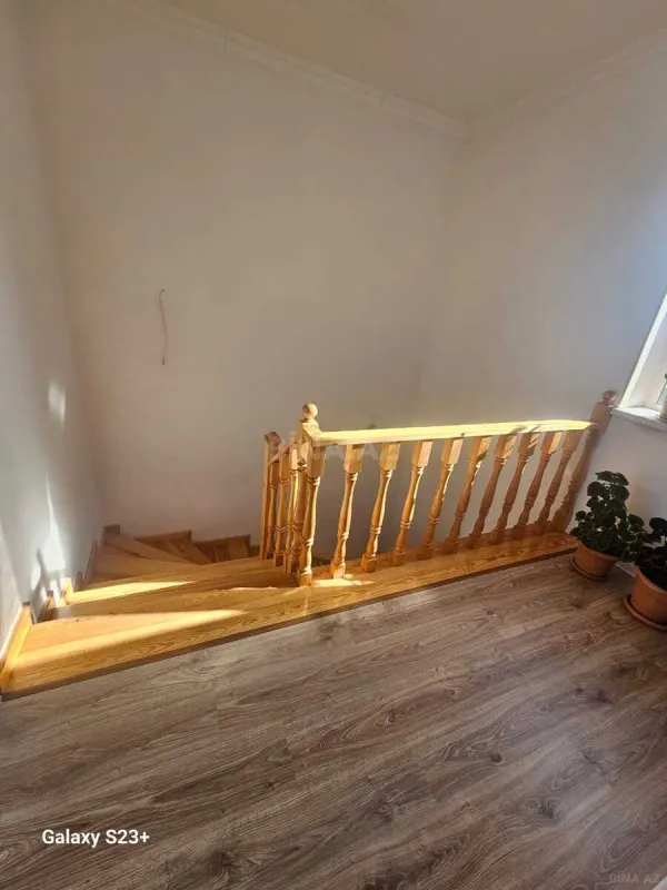 Satılır 7 otaqlı həyət evi 450 m²