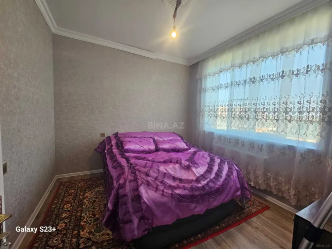 Satılır 7 otaqlı həyət evi 450 m²