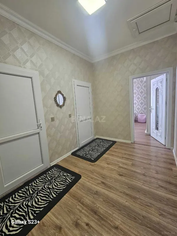 Satılır 7 otaqlı həyət evi 450 m²