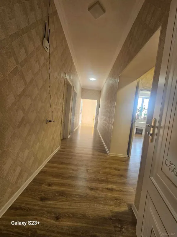 Satılır 7 otaqlı həyət evi 450 m²