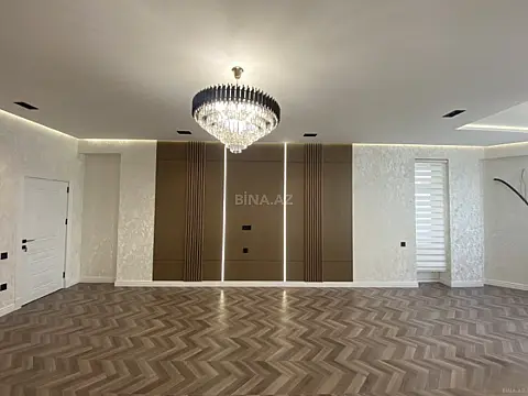 Satılır 3 otaqlı mənzil 165 m²