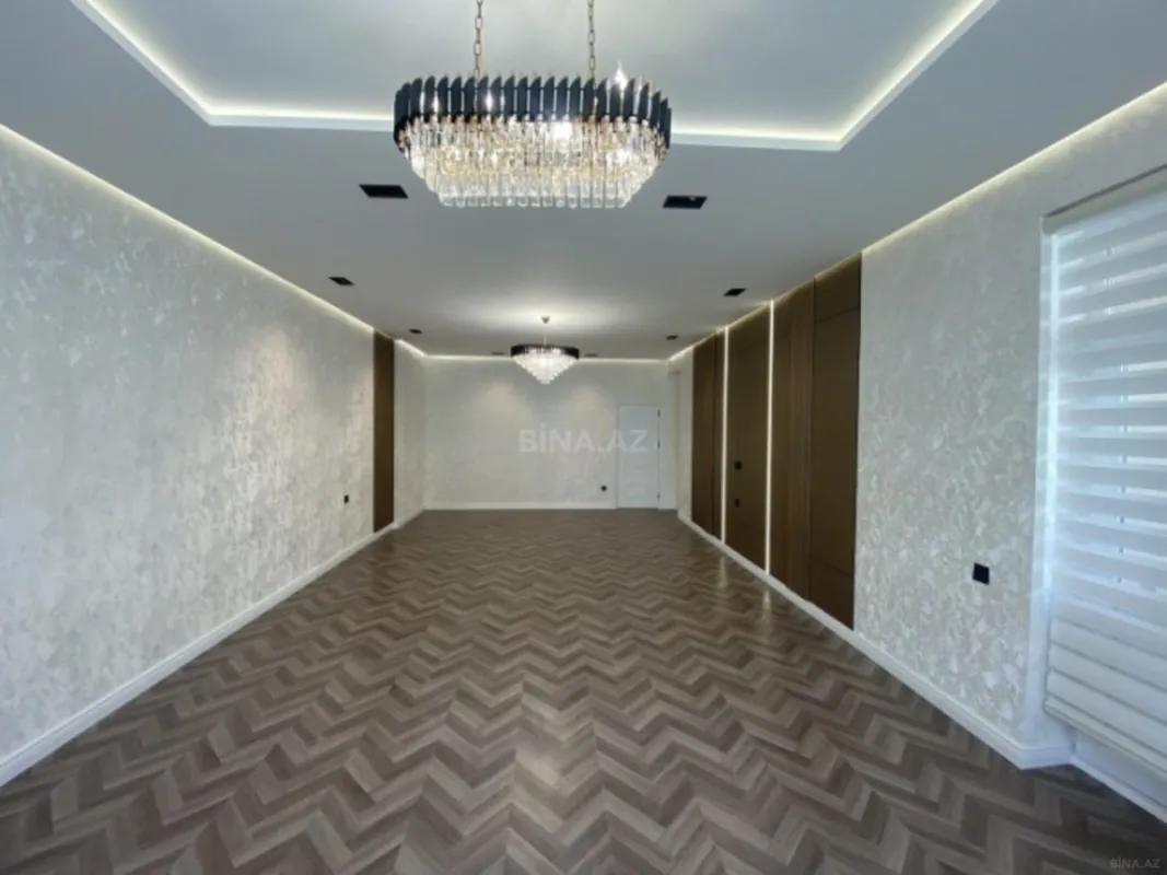 Satılır 3 otaqlı mənzil 165 m²
