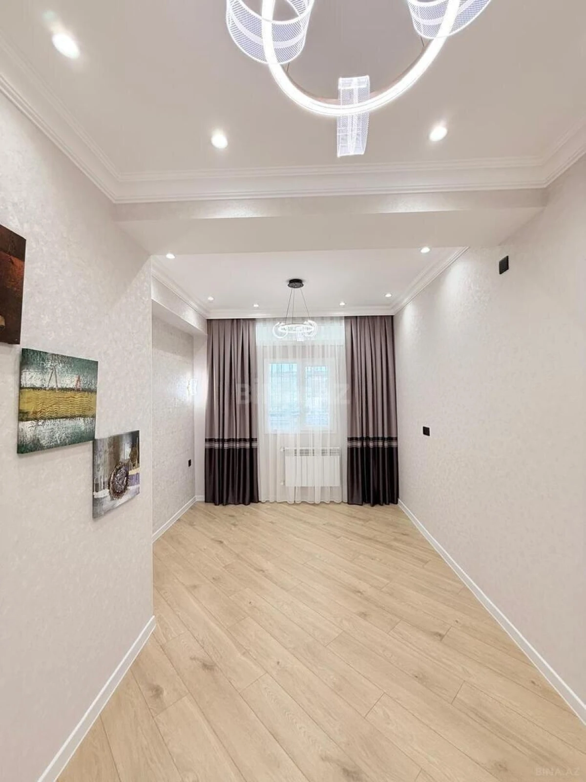 Satılır 2 otaqlı mənzil 65 m²