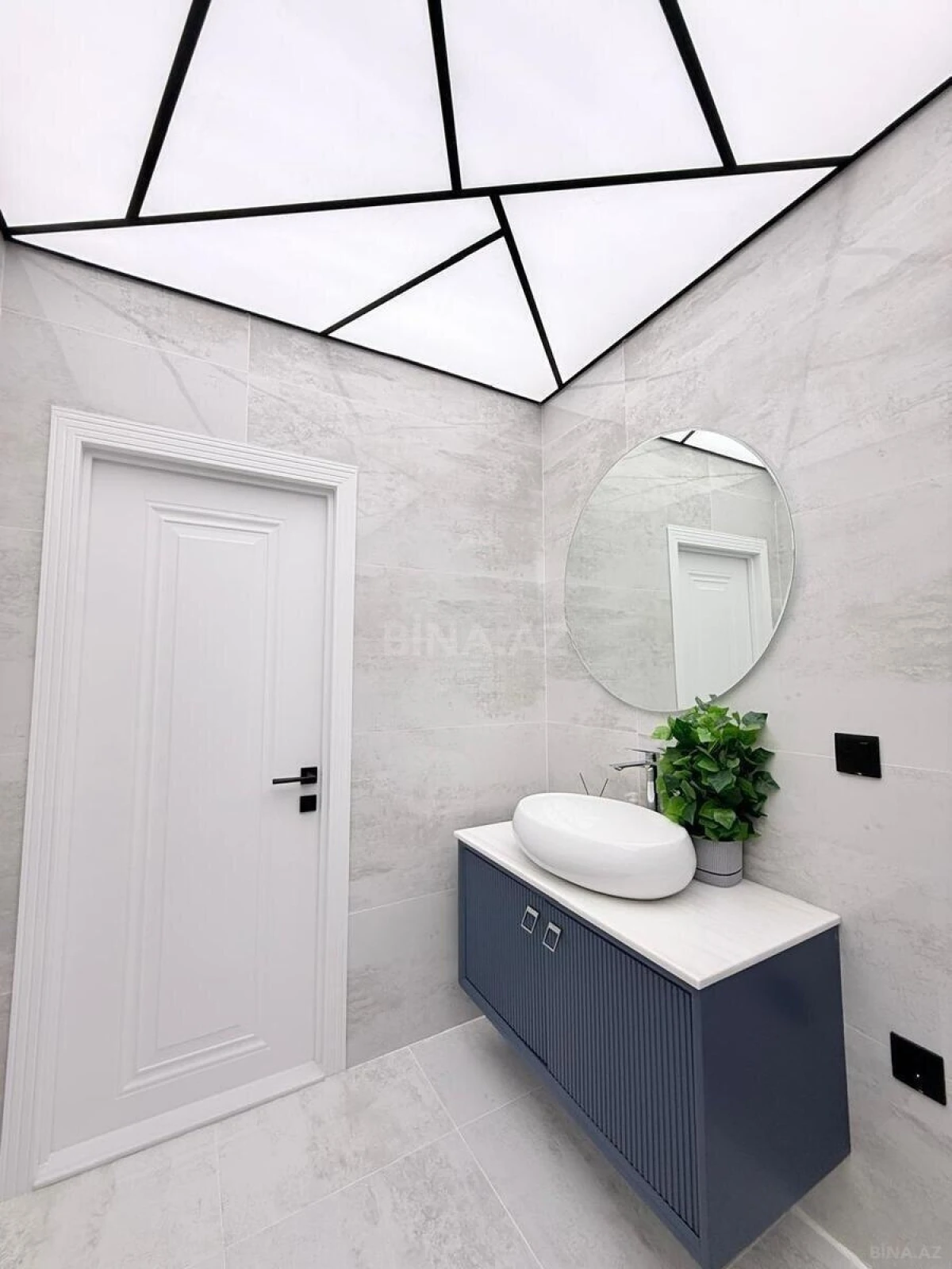 Satılır 2 otaqlı mənzil 65 m²