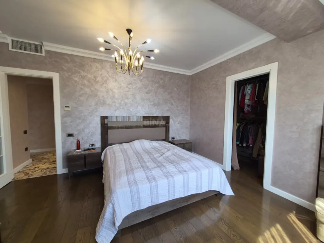 Kirayə verilir 3 otaqlı mənzil 170 m²