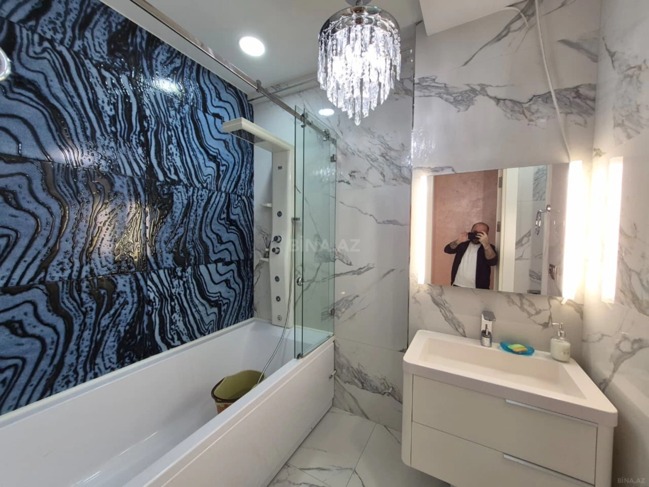 Kirayə verilir 3 otaqlı mənzil 170 m²