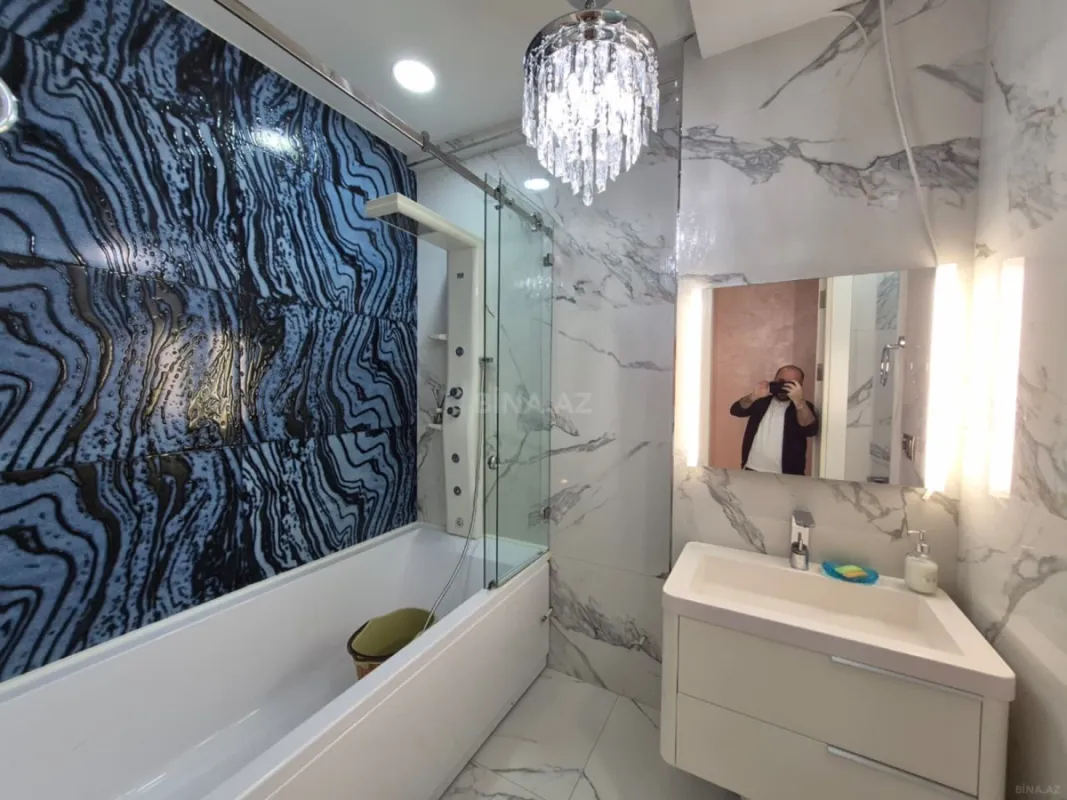 Kirayə verilir 3 otaqlı mənzil 170 m²