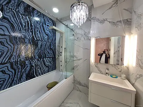 Kirayə verilir 3 otaqlı mənzil 170 m²