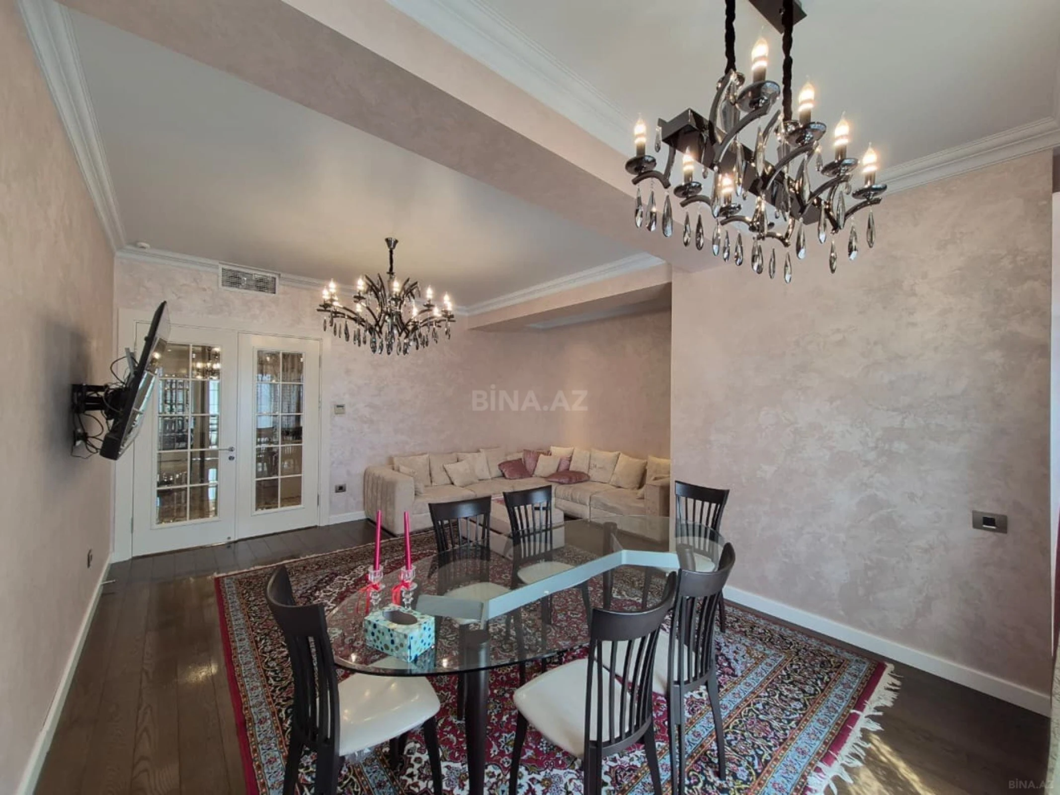 Kirayə verilir 3 otaqlı mənzil 170 m²