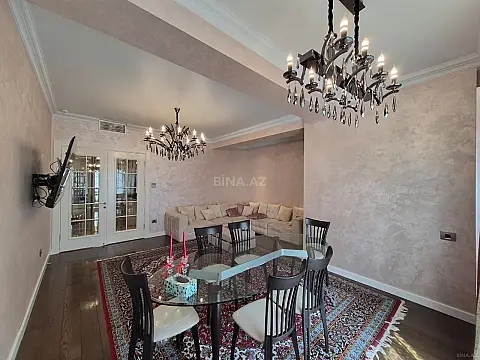 Kirayə verilir 3 otaqlı mənzil 170 m²