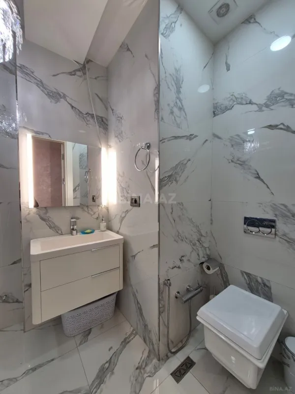 Kirayə verilir 3 otaqlı mənzil 170 m²