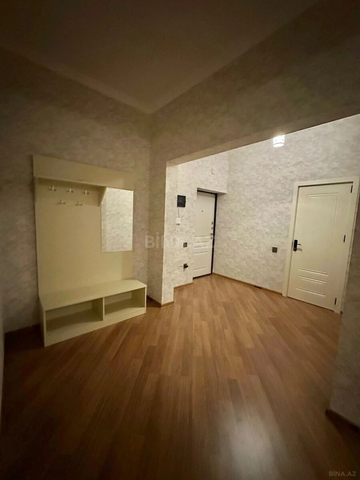 Kirayə verilir 3 otaqlı mənzil 120 m²