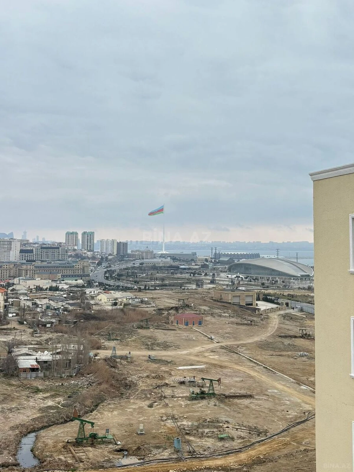 Kirayə verilir 3 otaqlı mənzil 120 m²