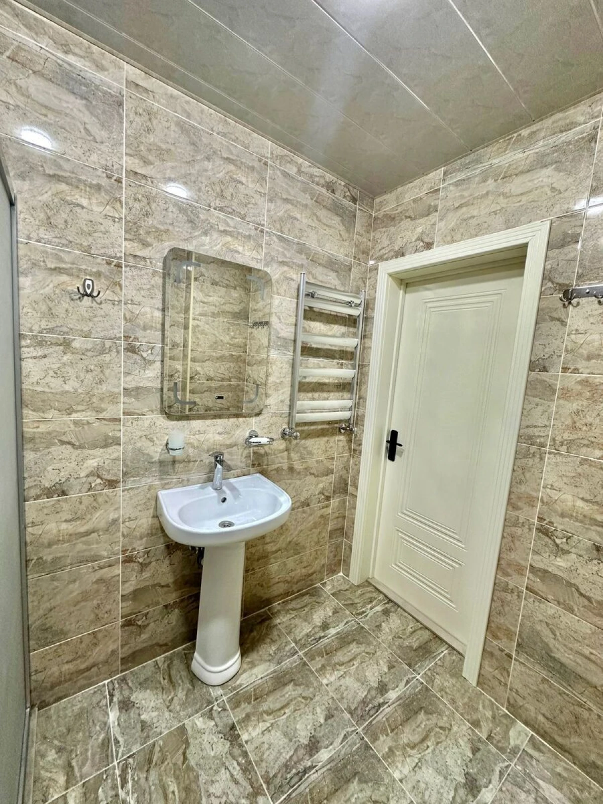 Kirayə verilir 3 otaqlı mənzil 120 m²