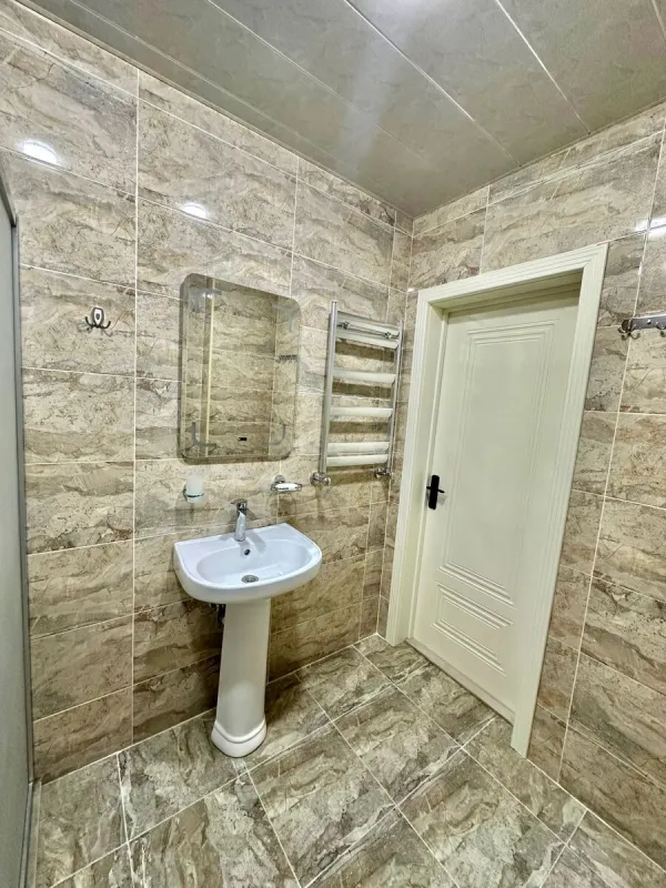 Kirayə verilir 3 otaqlı mənzil 120 m²