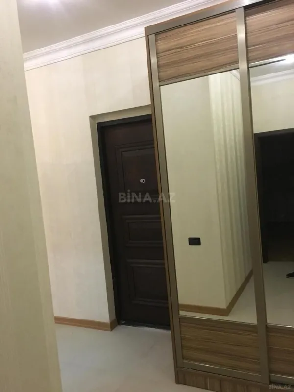 Kirayə verilir 3 otaqlı mənzil 110 m²