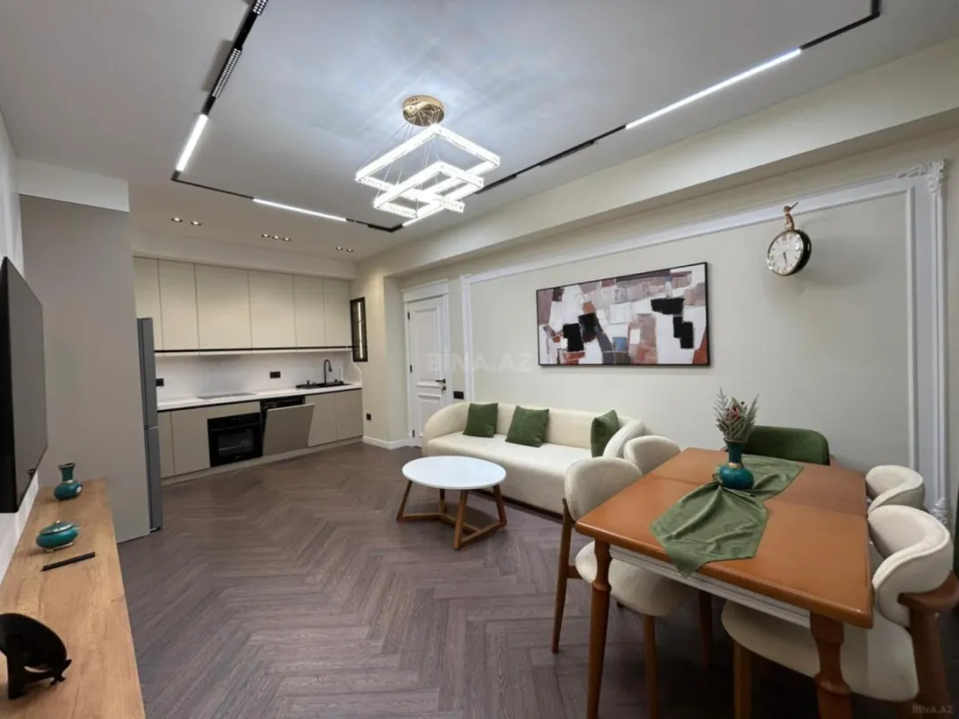 Satılır 3 otaqlı mənzil 95 m²