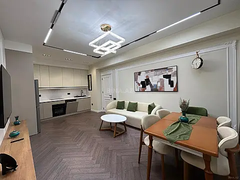 Satılır 3 otaqlı mənzil 95 m²