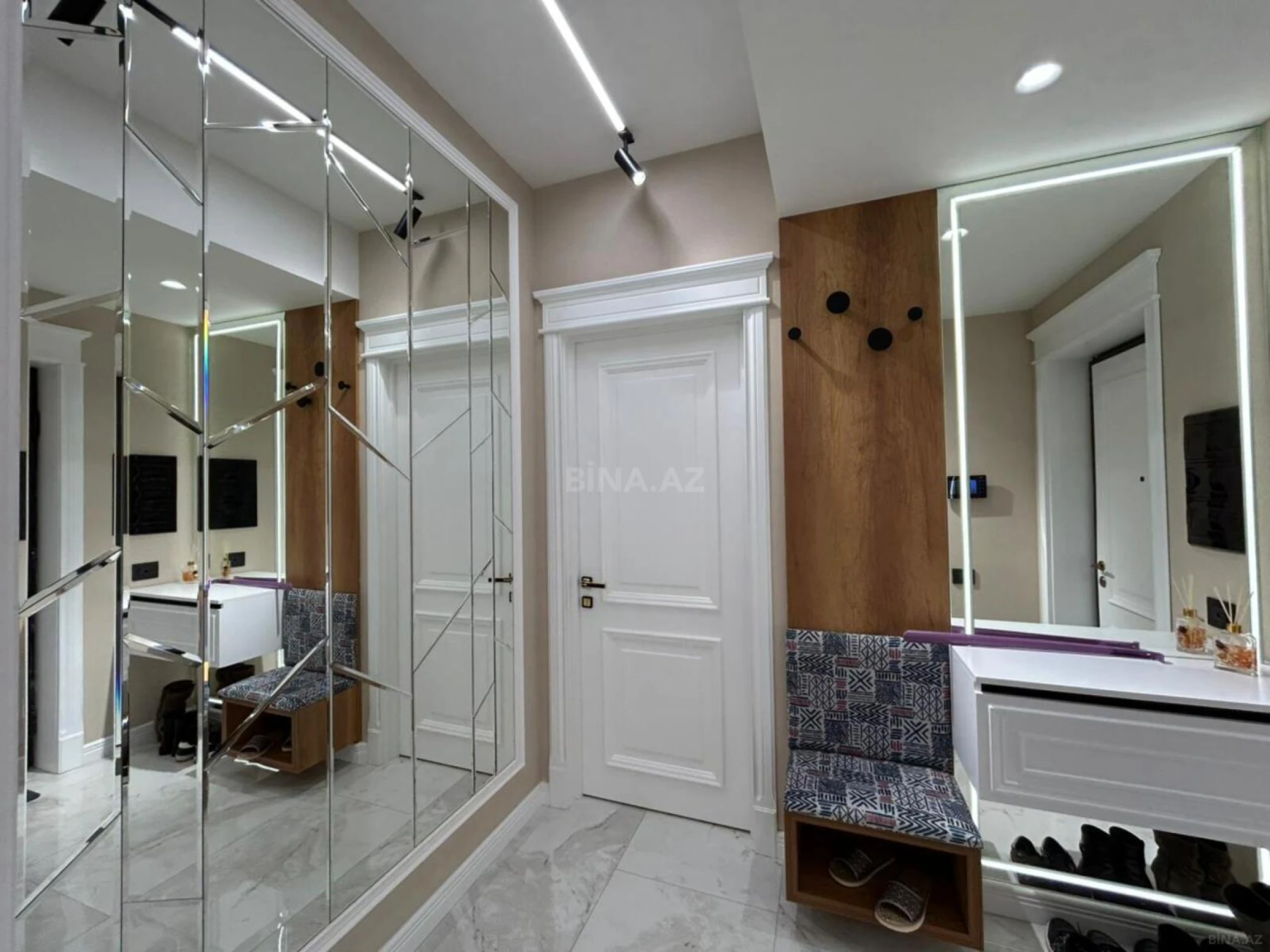 Satılır 3 otaqlı mənzil 95 m²