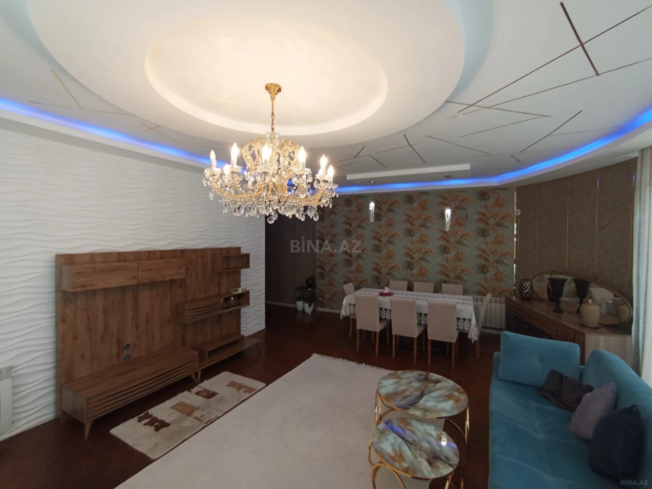 Satılır 4 otaqlı mənzil 156 m²