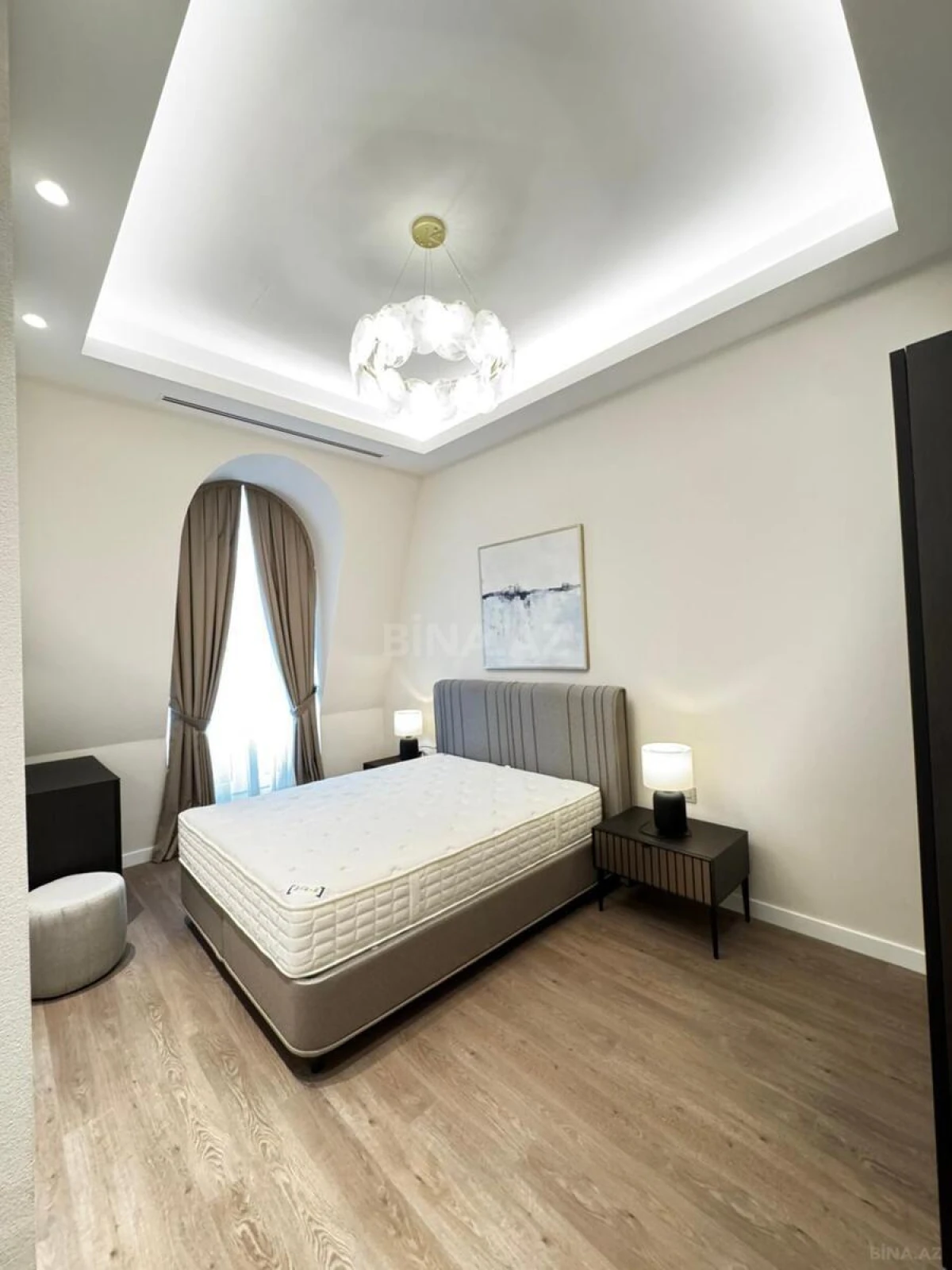 Kirayə verilir 3 otaqlı mənzil 100 m²