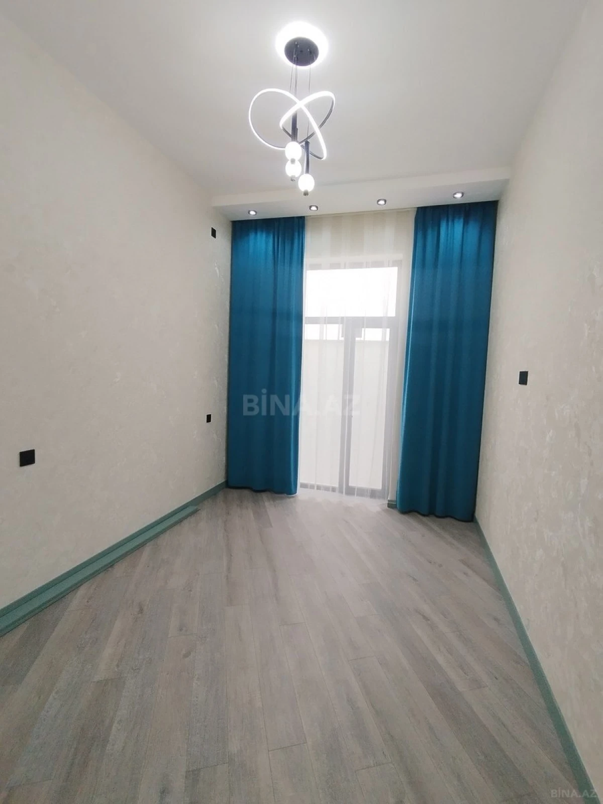 Satılır 4 otaqlı həyət evi 170 m²