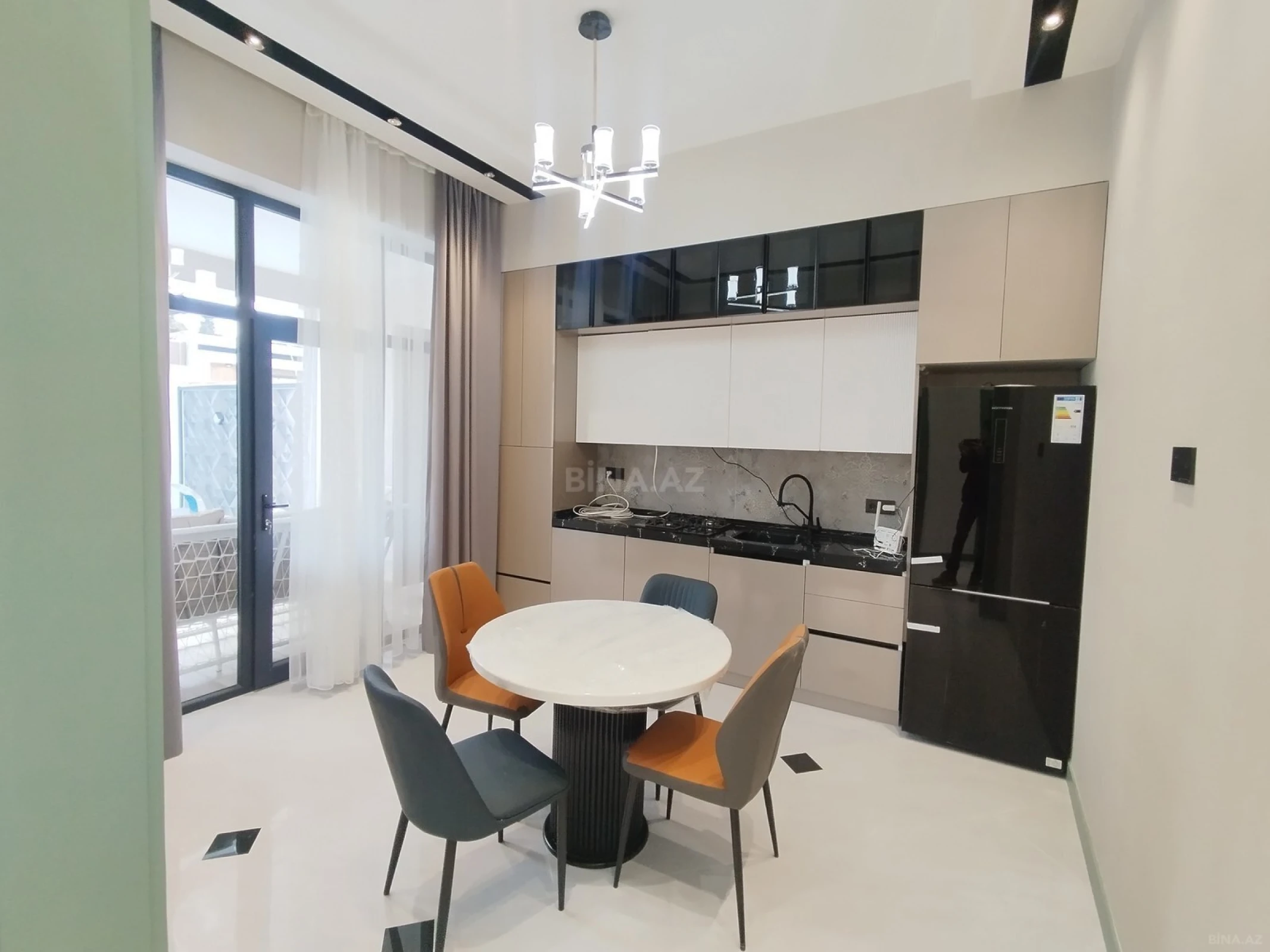 Satılır 4 otaqlı həyət evi 170 m²