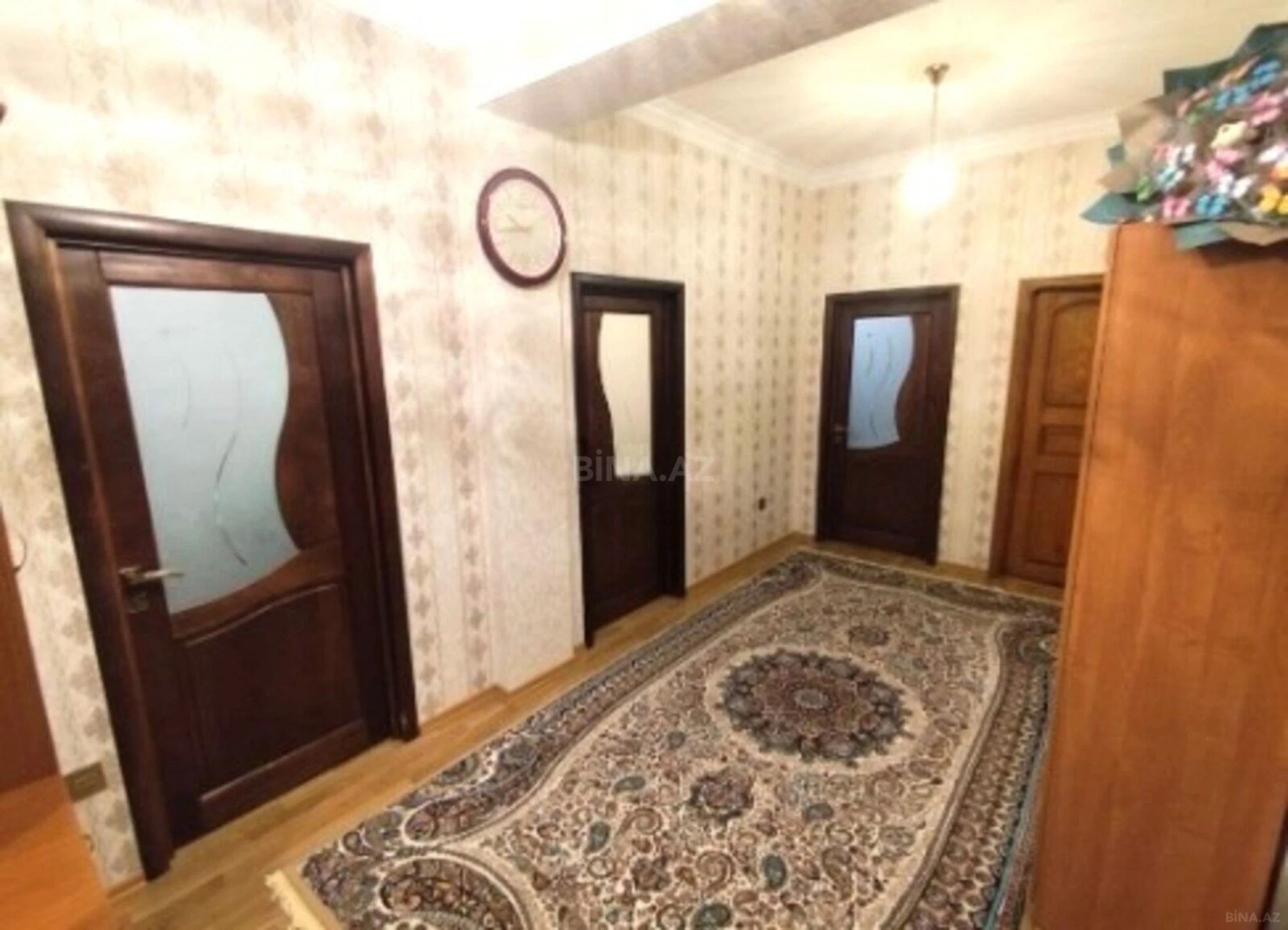 Satılır 2 otaqlı mənzil 95 m²