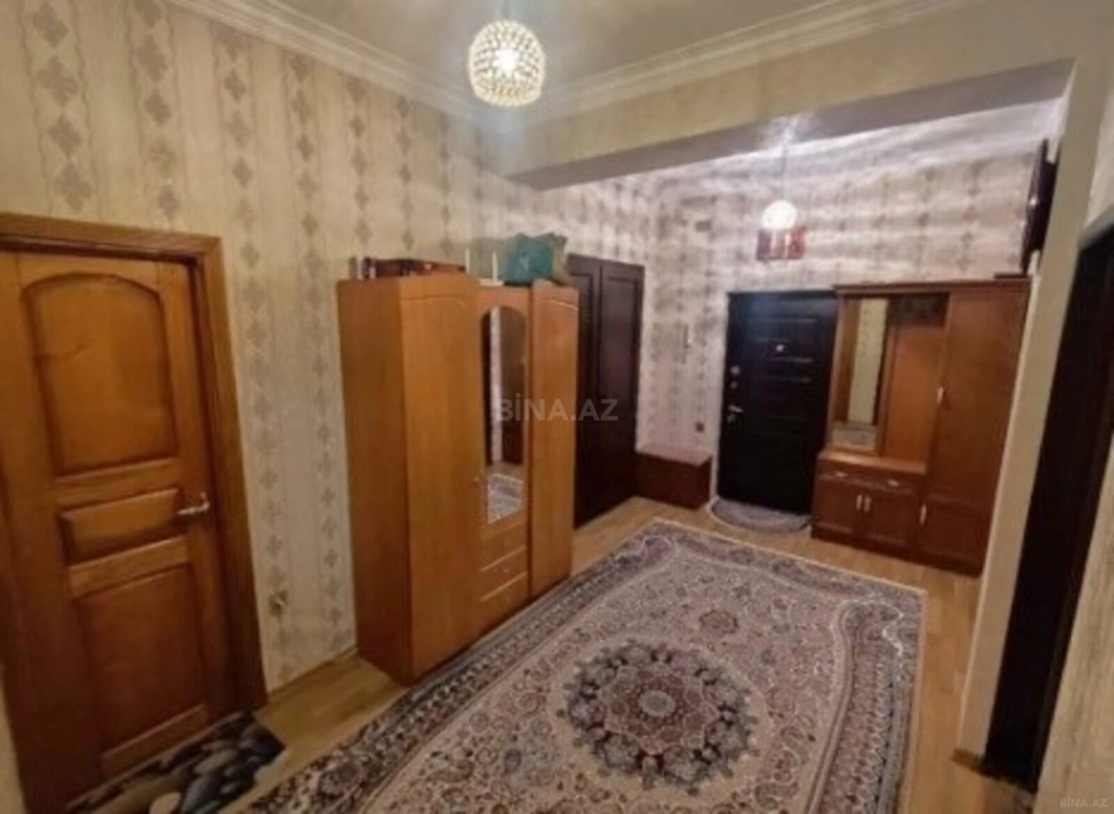 Satılır 2 otaqlı mənzil 95 m²