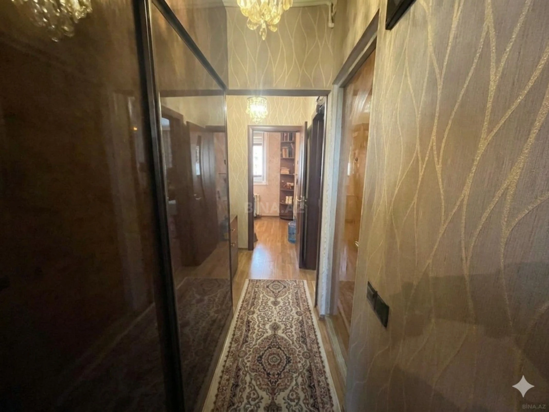 Satılır 3 otaqlı mənzil 90 m²